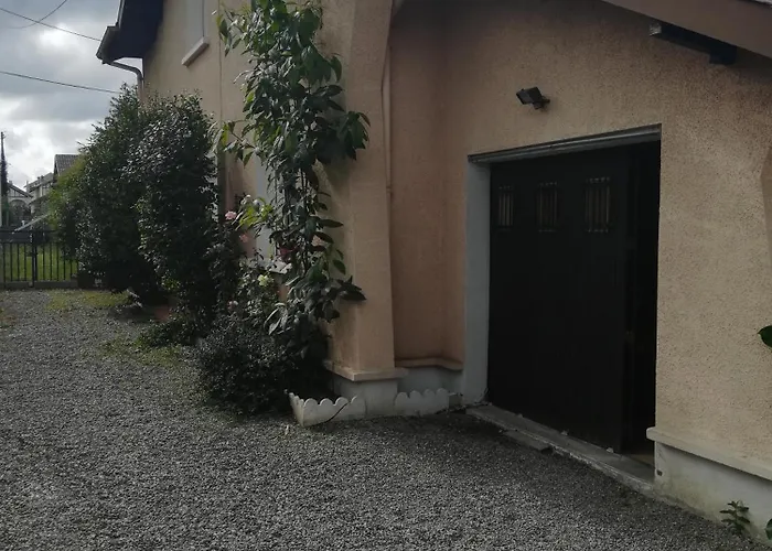 La Maison De J Et B Etage Entier Pensionat