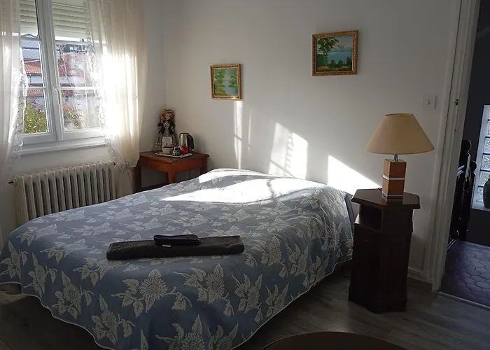 La Maison De J Et B Etage Entier Gasthof