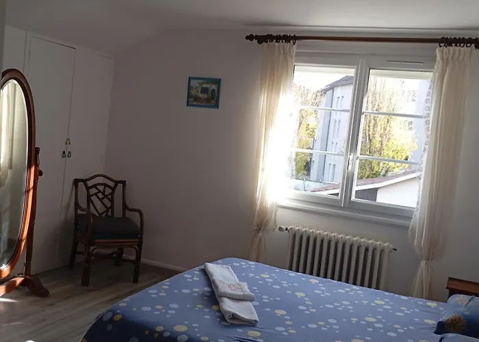 La Maison De J Et B Etage Entier Pensionat Tarbes